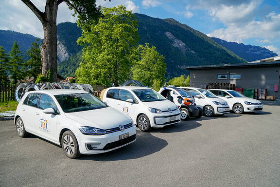 Unterwegs mit Elektro-Power Unterwegs mit Elektro-Power