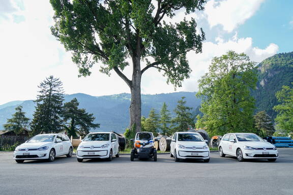 Unterwegs mit Elektro-Power Unterwegs mit Elektro-Power